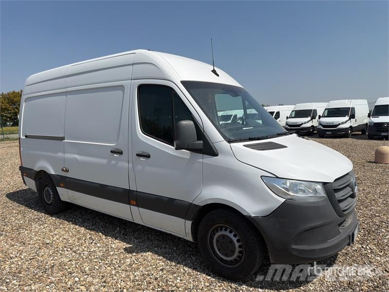 Mercedes-Benz Sprinter 314CDI Cargo Van Pakettiautot