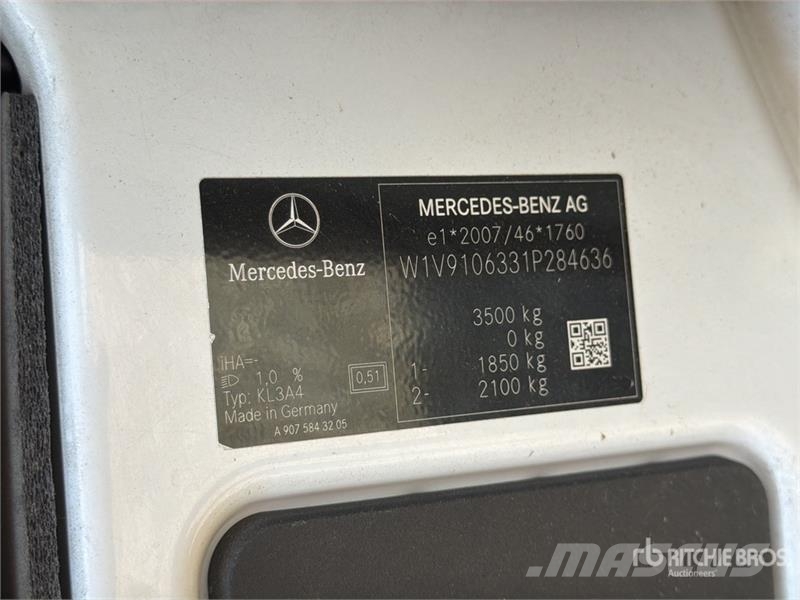Mercedes-Benz Sprinter 311CDI Cargo Van Gesloten bedrijfswagens