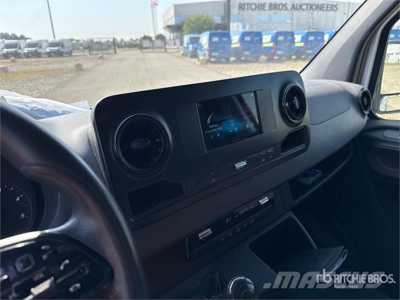 Mercedes-Benz Sprinter 314CDI Cargo Van Pakettiautot