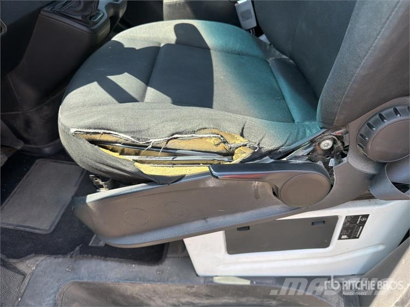 Mercedes-Benz Sprinter 311CDI Cargo Van Furgonetas cerradas