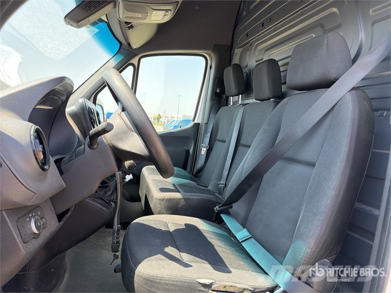 Mercedes-Benz Sprinter 311CDI Cargo Van Gesloten bedrijfswagens
