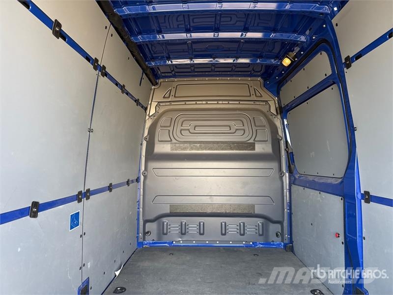Mercedes-Benz Sprinter 311CDI Cargo Van Utilitaire