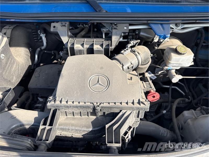 Mercedes-Benz Sprinter 211 CDi Cargo Van Lieferwagen