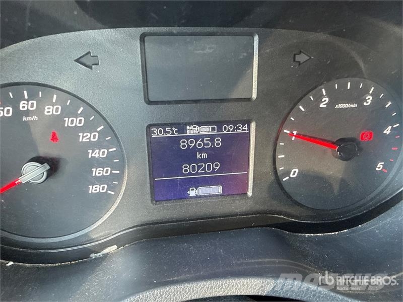 Mercedes-Benz Sprinter 211 CDi Cargo Van Lieferwagen