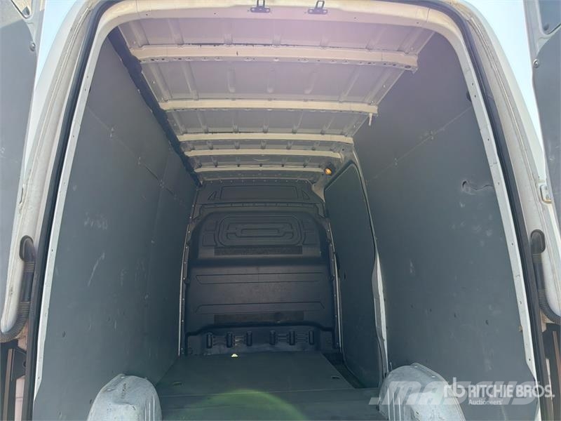 Mercedes-Benz Sprinter 314CDI Cargo Van Pakettiautot