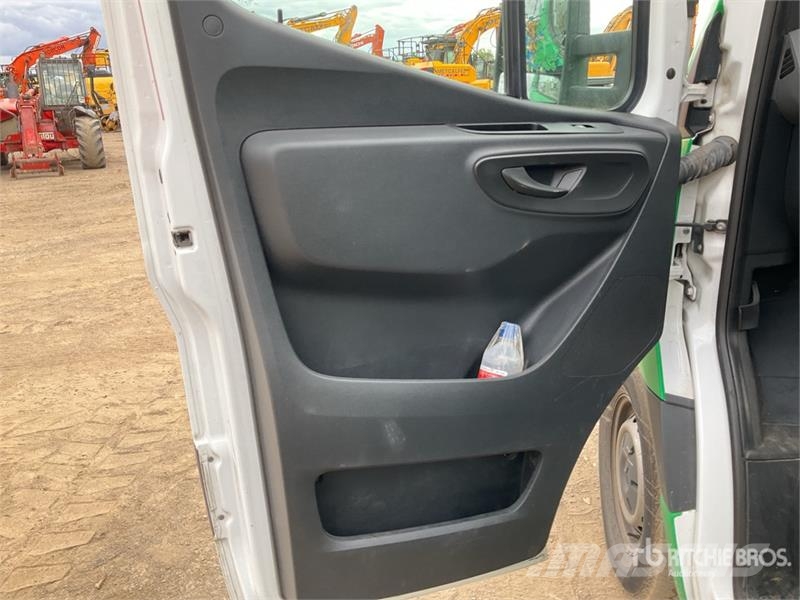 Mercedes-Benz Sprinter Van Truck Camion cassonati