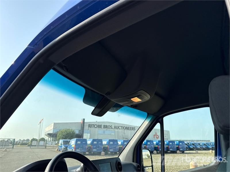 Mercedes-Benz Sprinter 311CDI Cargo Van Dodávky
