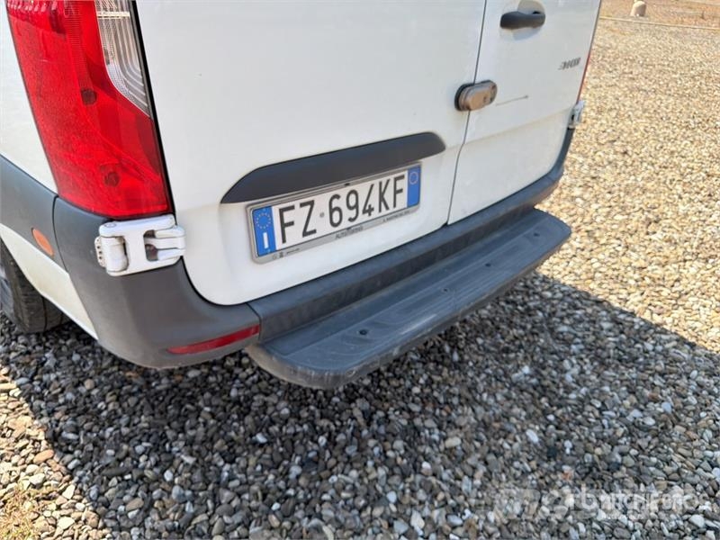 Mercedes-Benz Sprinter 314CDI Cargo Van Pakettiautot