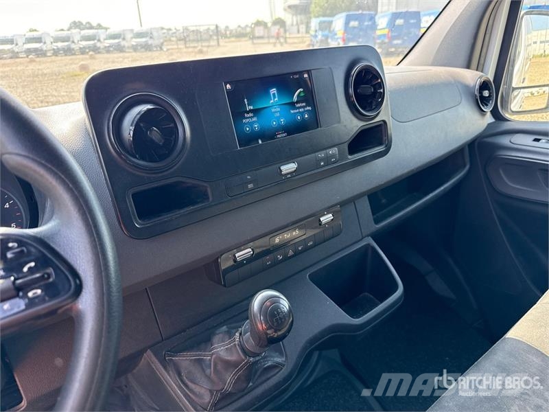Mercedes-Benz Sprinter 314CDI Cargo Van Pakettiautot