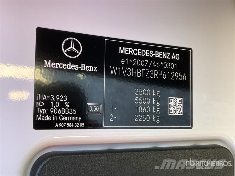 Mercedes-Benz SPRINTER Cargo Van Dostavna vozila / kombiji