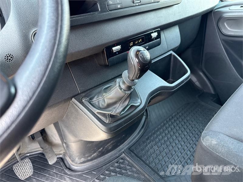 Mercedes-Benz Sprinter 211 CDi Cargo Van Utilitaire