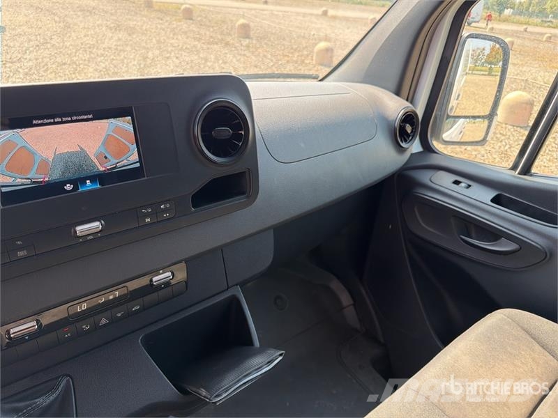 Mercedes-Benz Sprinter 311CDI Cargo Van Gesloten bedrijfswagens