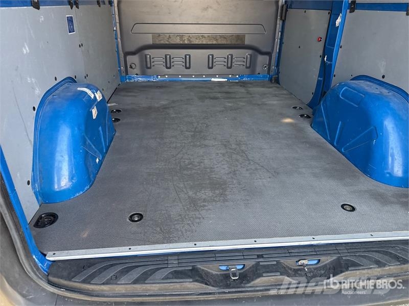 Mercedes-Benz Sprinter 211 CDi Cargo Van Utilitaire