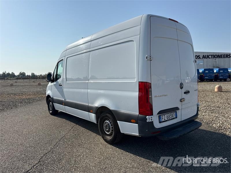 Mercedes-Benz Sprinter 314CDI Cargo Van Pakettiautot