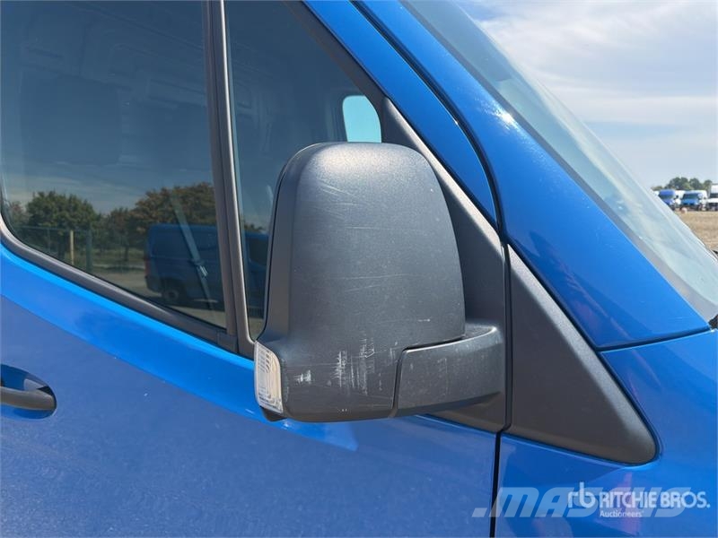 Mercedes-Benz Sprinter 211 CDi Cargo Van Utilitaire