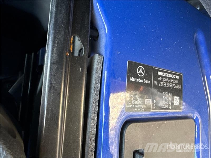Mercedes-Benz Sprinter 311CDI Cargo Van Utilitaire