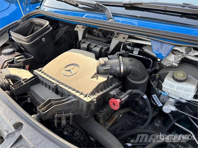 Mercedes-Benz Sprinter 211 CDi Cargo Van Utilitaire