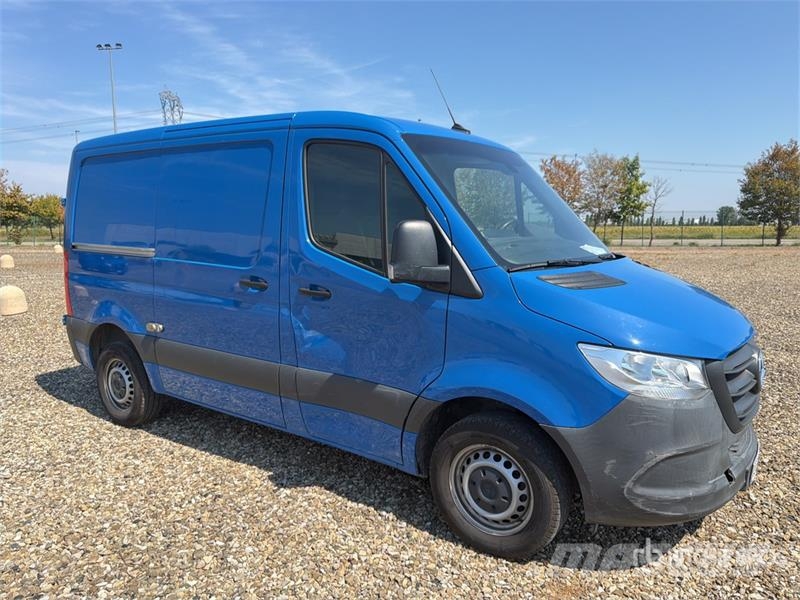 Mercedes-Benz Sprinter 211 CDi Cargo Van Lieferwagen