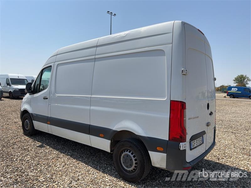 Mercedes-Benz Sprinter 311CDI Cargo Van Gesloten bedrijfswagens