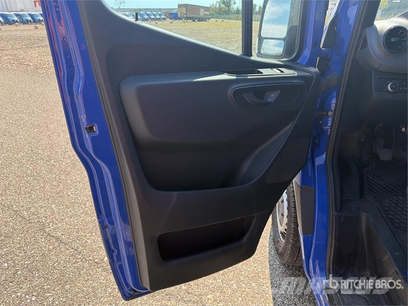 Mercedes-Benz Sprinter 311CDI Cargo Van Dodávky