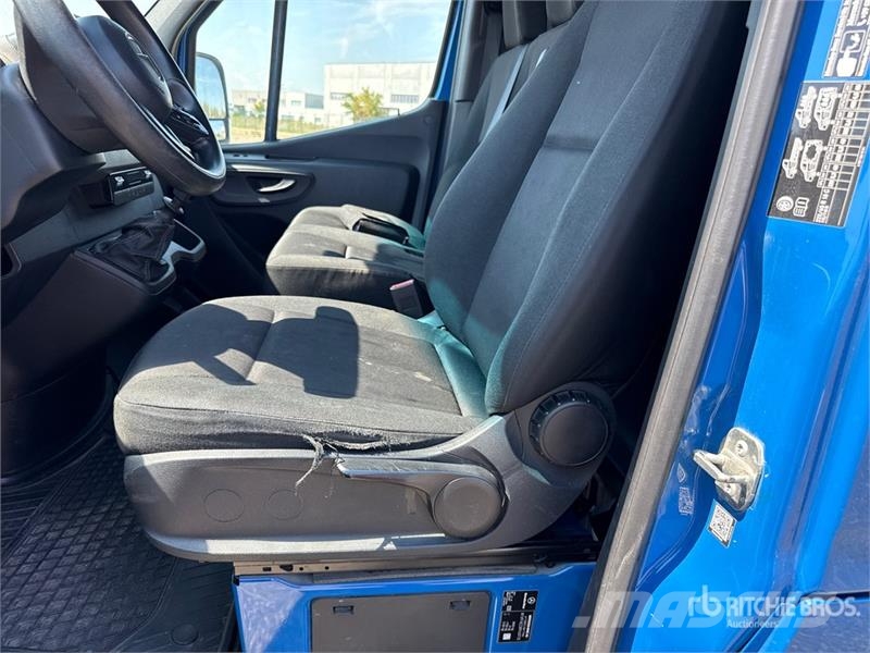Mercedes-Benz Sprinter 211 CDi Cargo Van Utilitaire