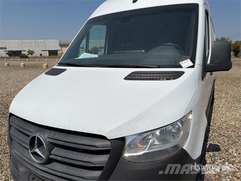 Mercedes-Benz Sprinter 311CDI Cargo Van Gesloten bedrijfswagens