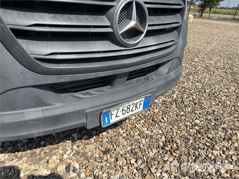 Mercedes-Benz Sprinter 314CDI Cargo Van Pakettiautot