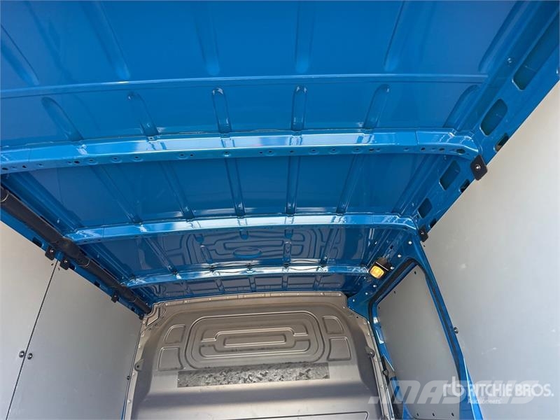 Mercedes-Benz Sprinter 211 CDi Cargo Van Utilitaire