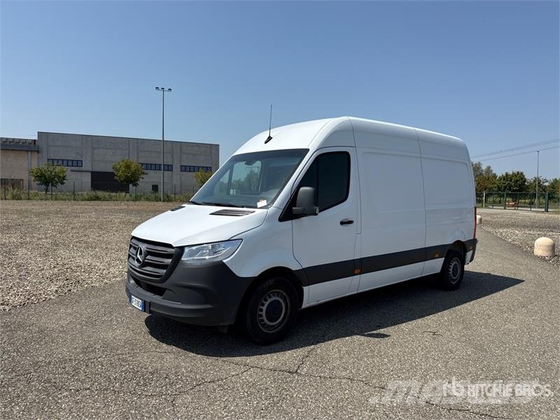 Mercedes-Benz Sprinter 311CDI Cargo Van Gesloten bedrijfswagens