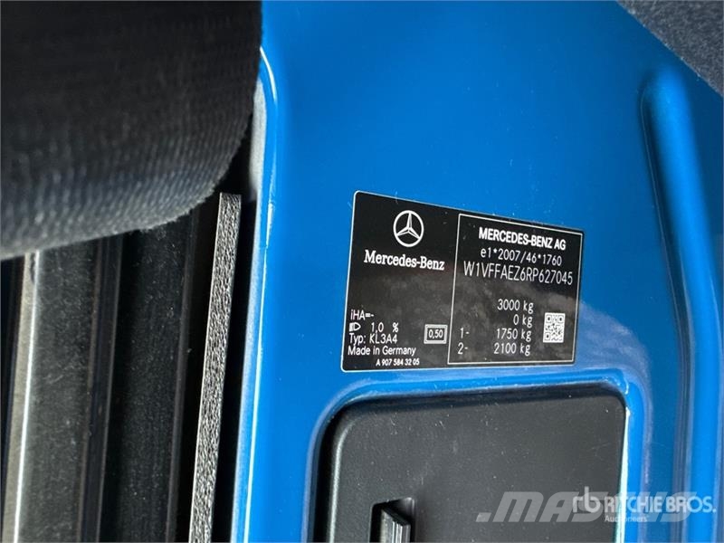 Mercedes-Benz Sprinter 211 CDi Cargo Van Utilitaire