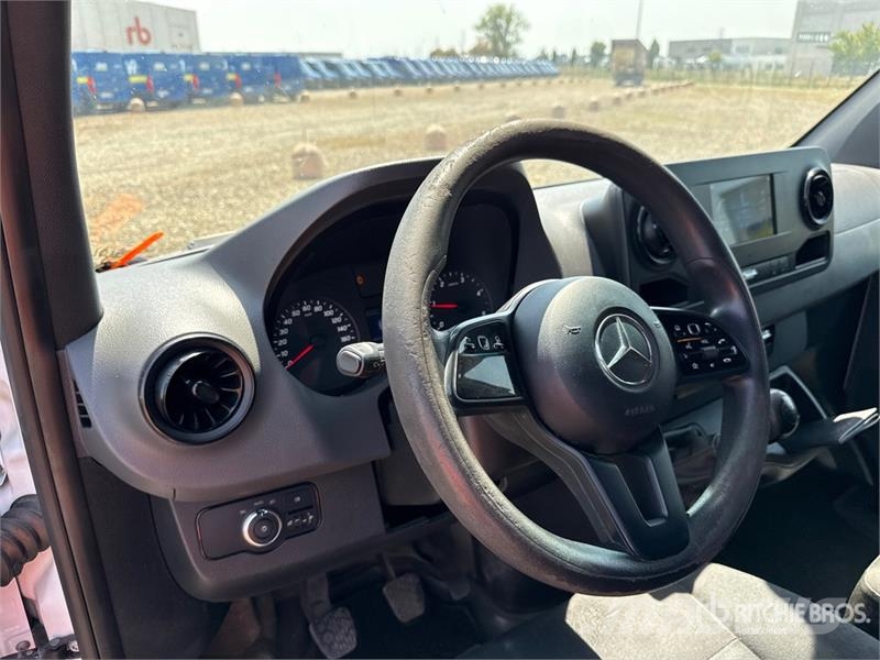 Mercedes-Benz Sprinter 311CDI Cargo Van Gesloten bedrijfswagens