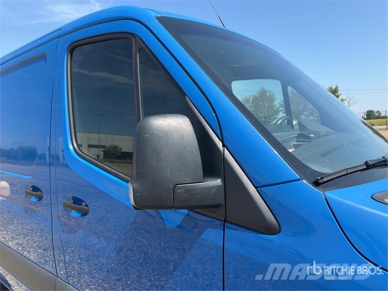 Mercedes-Benz Sprinter 211 CDi Cargo Van Lieferwagen