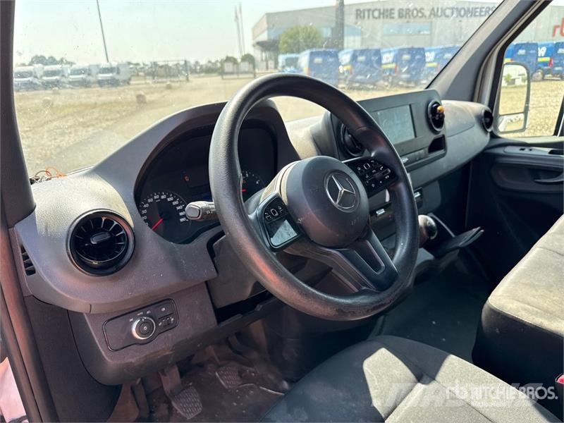 Mercedes-Benz Sprinter 311CDI Cargo Van Gesloten bedrijfswagens