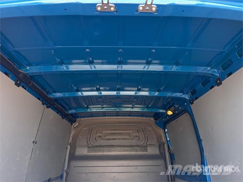 Mercedes-Benz Sprinter 211 CDi Cargo Van Lieferwagen
