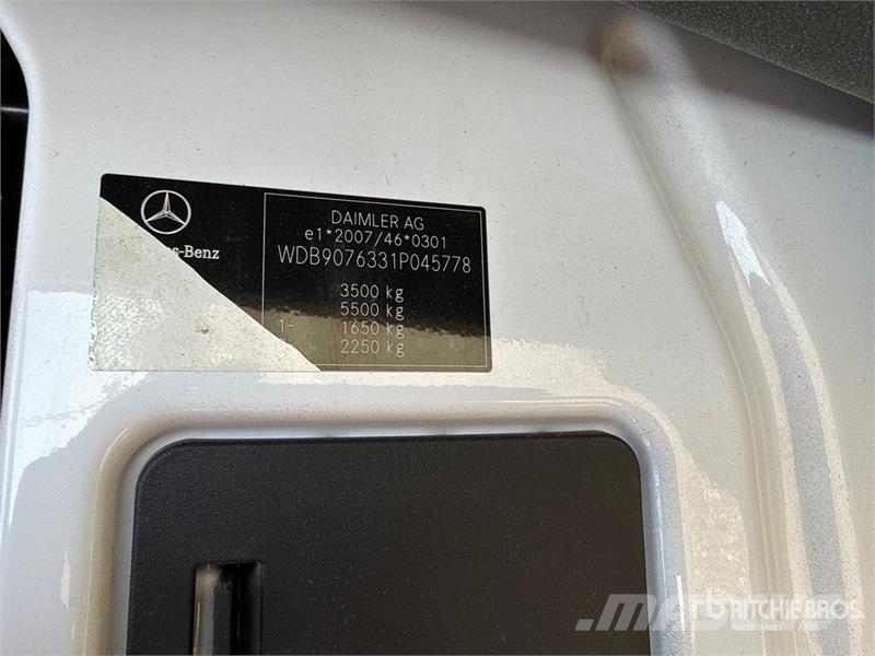 Mercedes-Benz Sprinter 314CDI Cargo Van Pakettiautot
