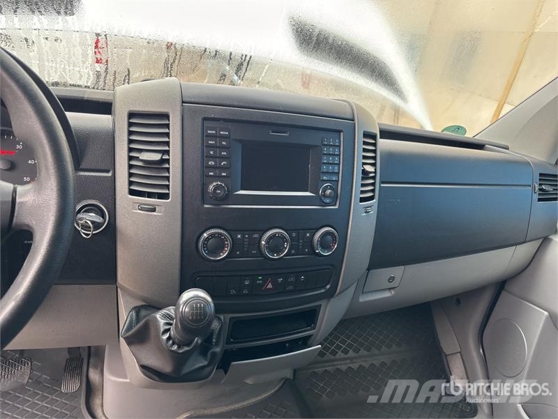 Mercedes-Benz Sprinter Panel vans