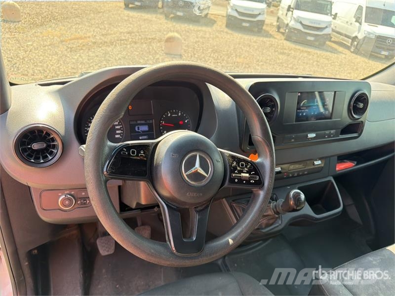Mercedes-Benz Sprinter 314CDI Cargo Van Pakettiautot