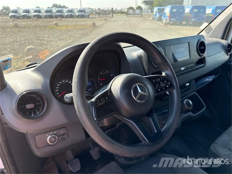 Mercedes-Benz Sprinter 314CDI Cargo Van Pakettiautot