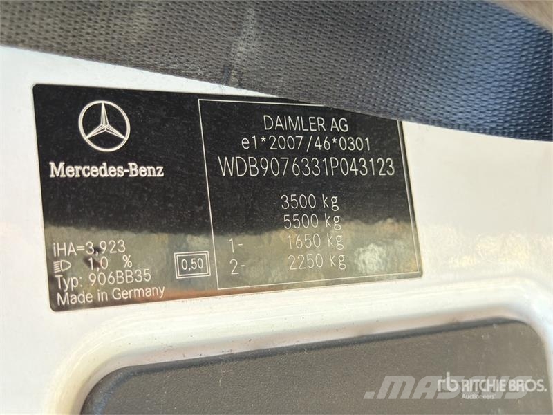 Mercedes-Benz Sprinter 314CDI Cargo Van Pakettiautot