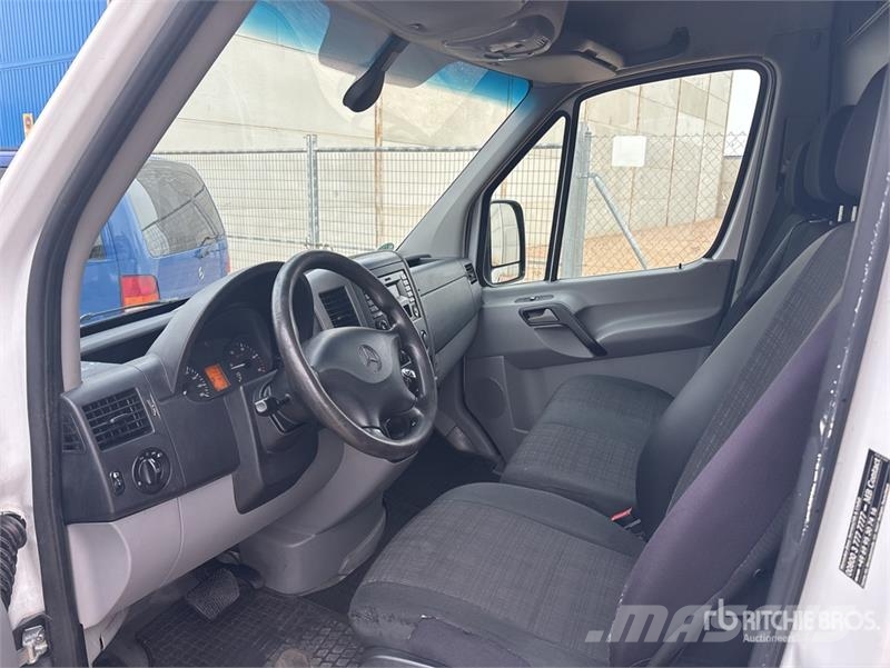 Mercedes-Benz Sprinter Furgões