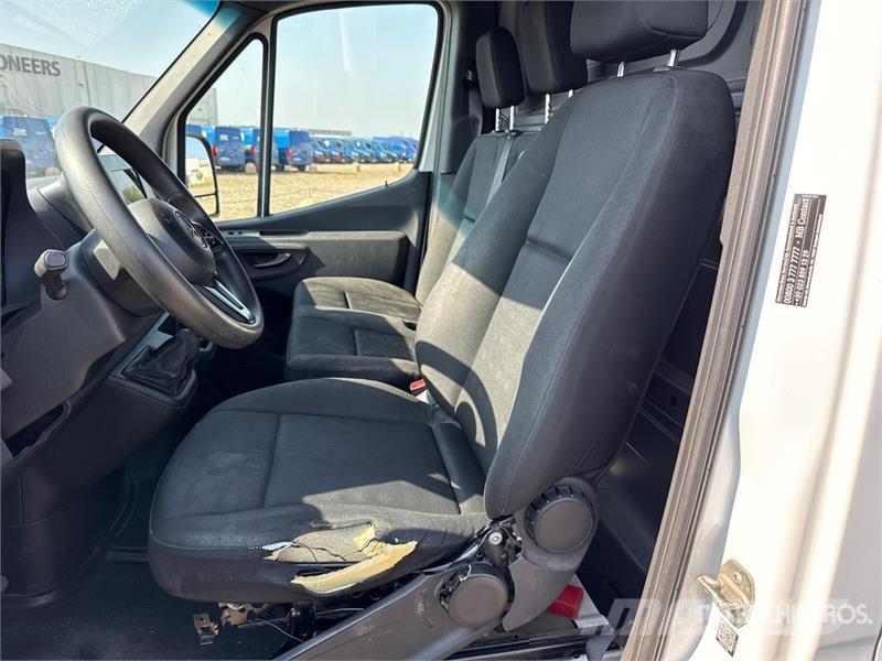 Mercedes-Benz Sprinter 314CDI Cargo Van Pakettiautot