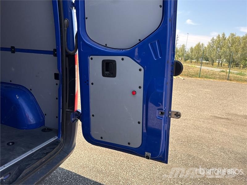 Mercedes-Benz Sprinter 311CDI Cargo Van Dodávky