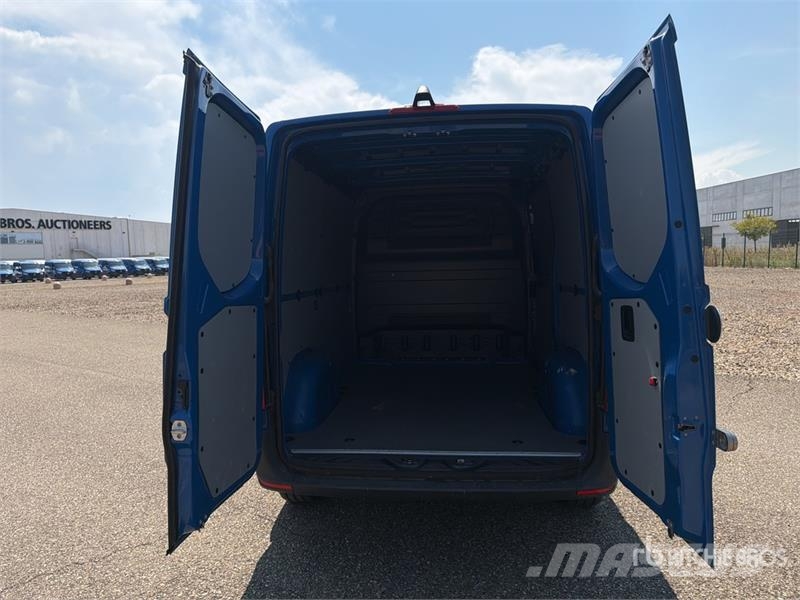 Mercedes-Benz Sprinter 211 CDi Cargo Van Utilitaire