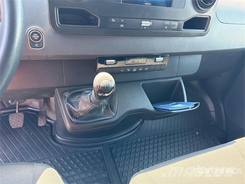 Mercedes-Benz Sprinter 211 CDi Cargo Van Utilitaire