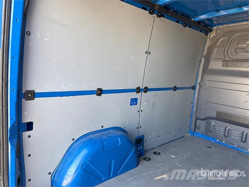 Mercedes-Benz Sprinter 211 CDi Cargo Van Utilitaire