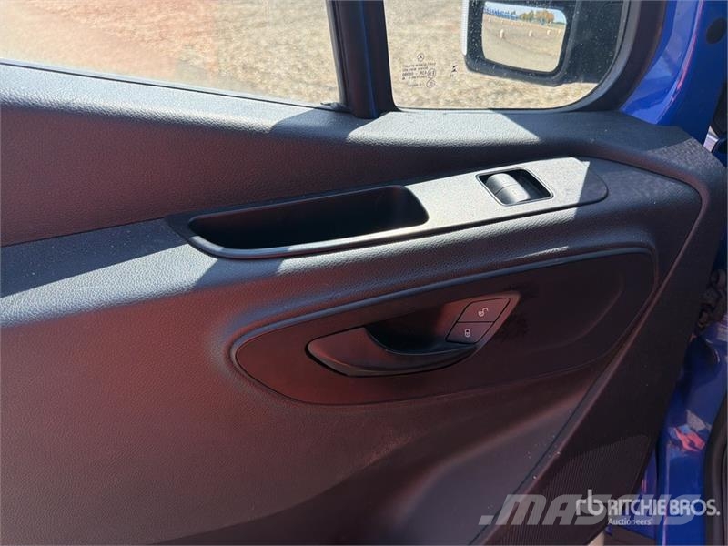Mercedes-Benz Sprinter 311CDI Cargo Van Utilitaire