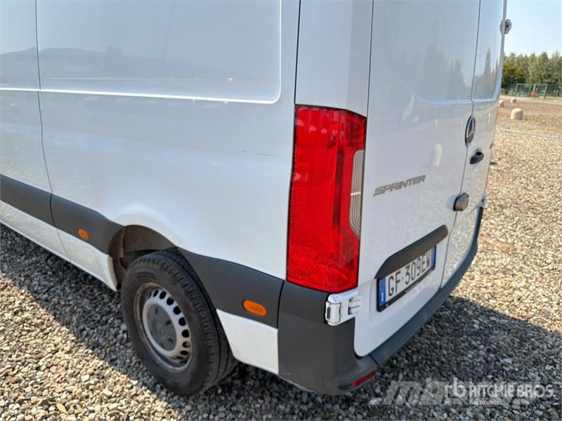 Mercedes-Benz Sprinter 311CDI Cargo Van Gesloten bedrijfswagens