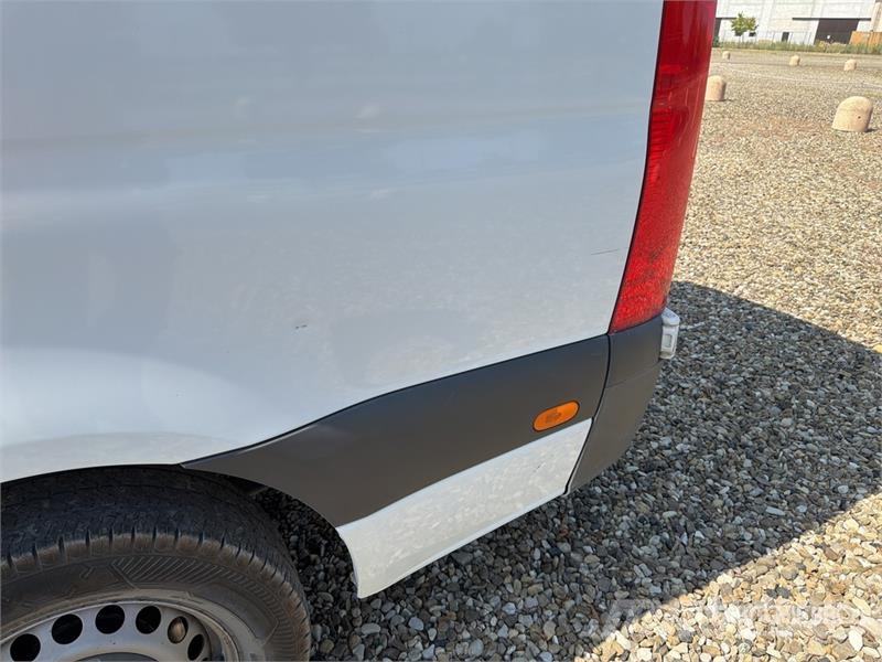 Mercedes-Benz Sprinter 314CDI Cargo Van Pakettiautot