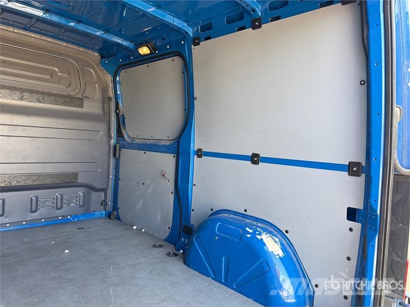 Mercedes-Benz Sprinter 211 CDi Cargo Van Lieferwagen