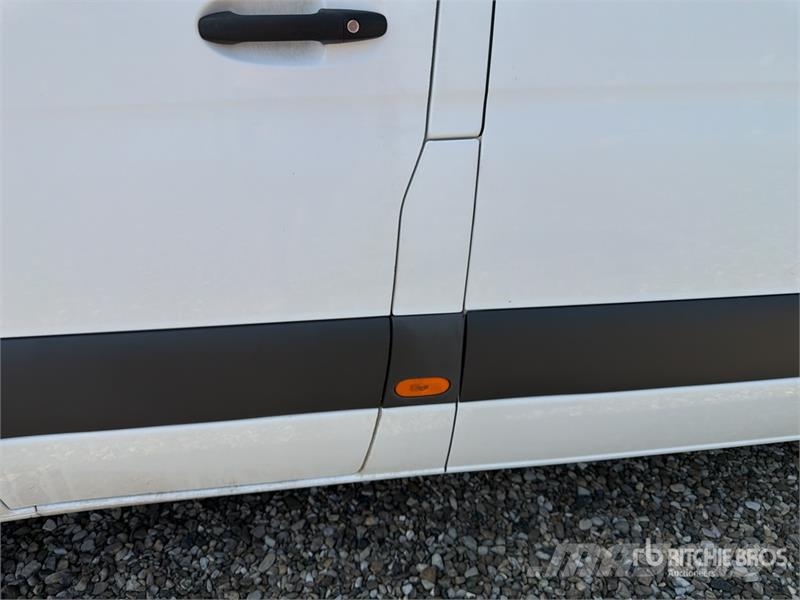 Mercedes-Benz Sprinter 314CDI Cargo Van Pakettiautot